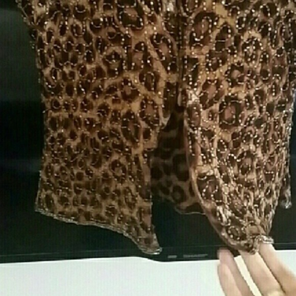 Leopard 🐆 embroidered top - Picture 5 of 5